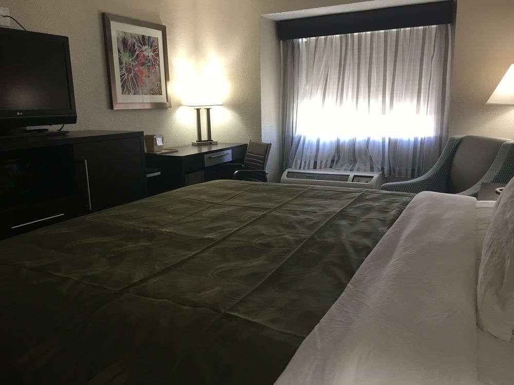 Quality Inn & Suites West El Paso I-10 Eksteriør bilde