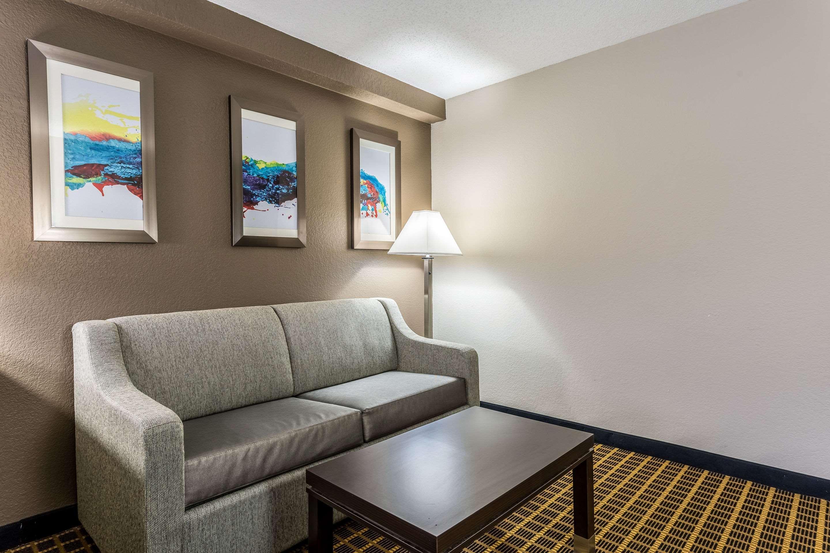 Quality Inn & Suites West El Paso I-10 Eksteriør bilde