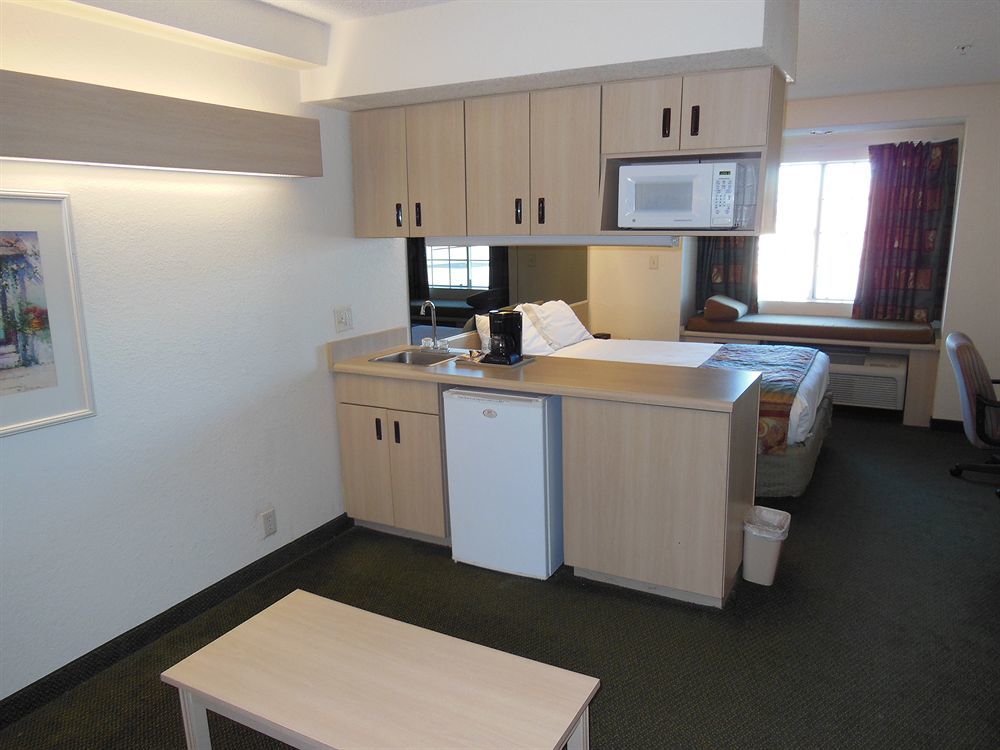 Quality Inn & Suites West El Paso I-10 Eksteriør bilde