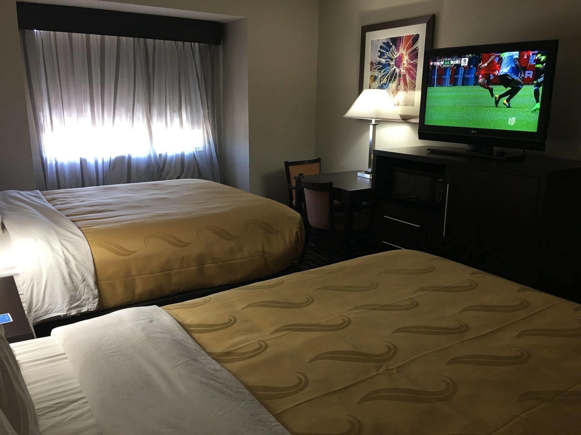 Quality Inn & Suites West El Paso I-10 Eksteriør bilde